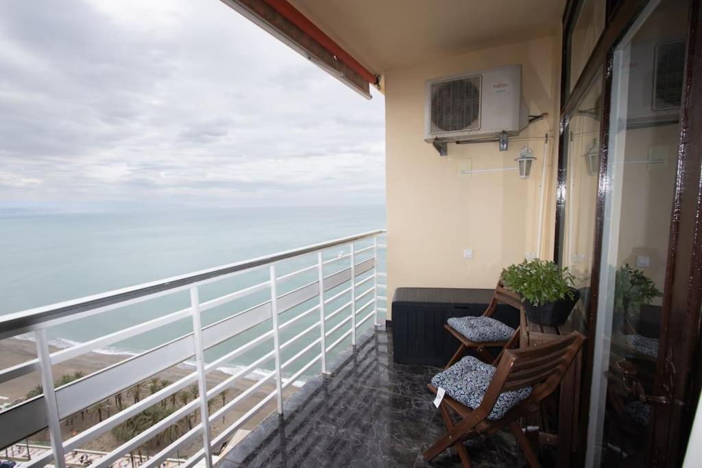 Love Rent4 Malaga La Torre De La Roca Torremolinos Luaran gambar