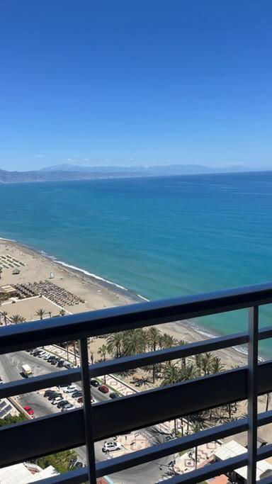 Love Rent4 Malaga La Torre De La Roca Apartment Torremolinos Luaran gambar